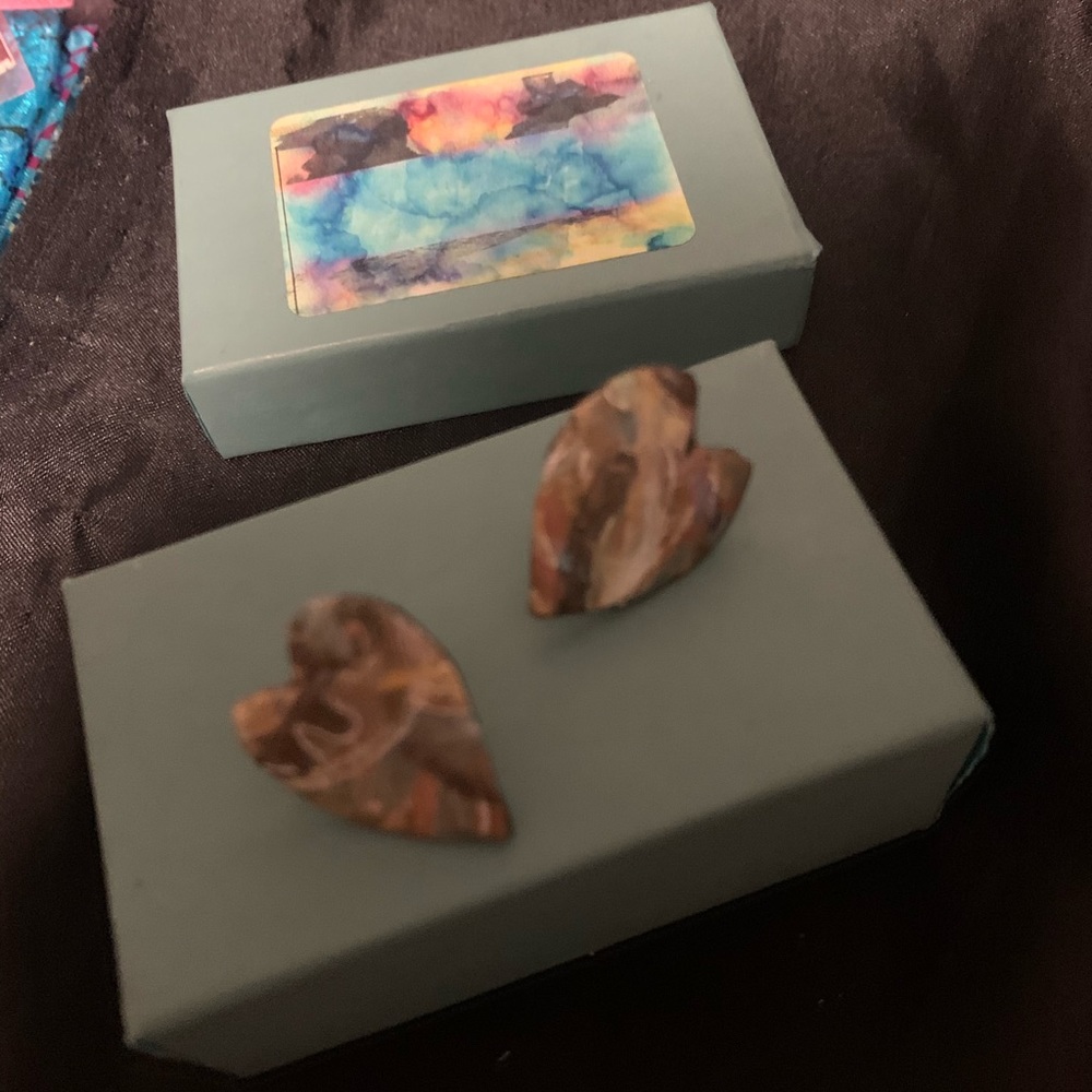 NIB Handmade Heart Stud Earrings From Hawaii